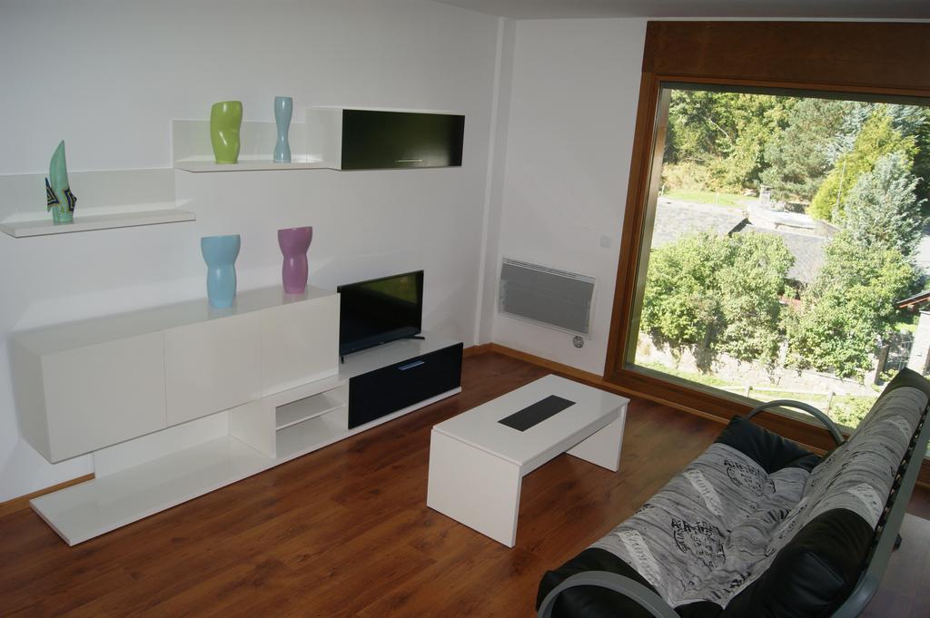 Apartaments Els Esquiadors Llorts Kültér fotó