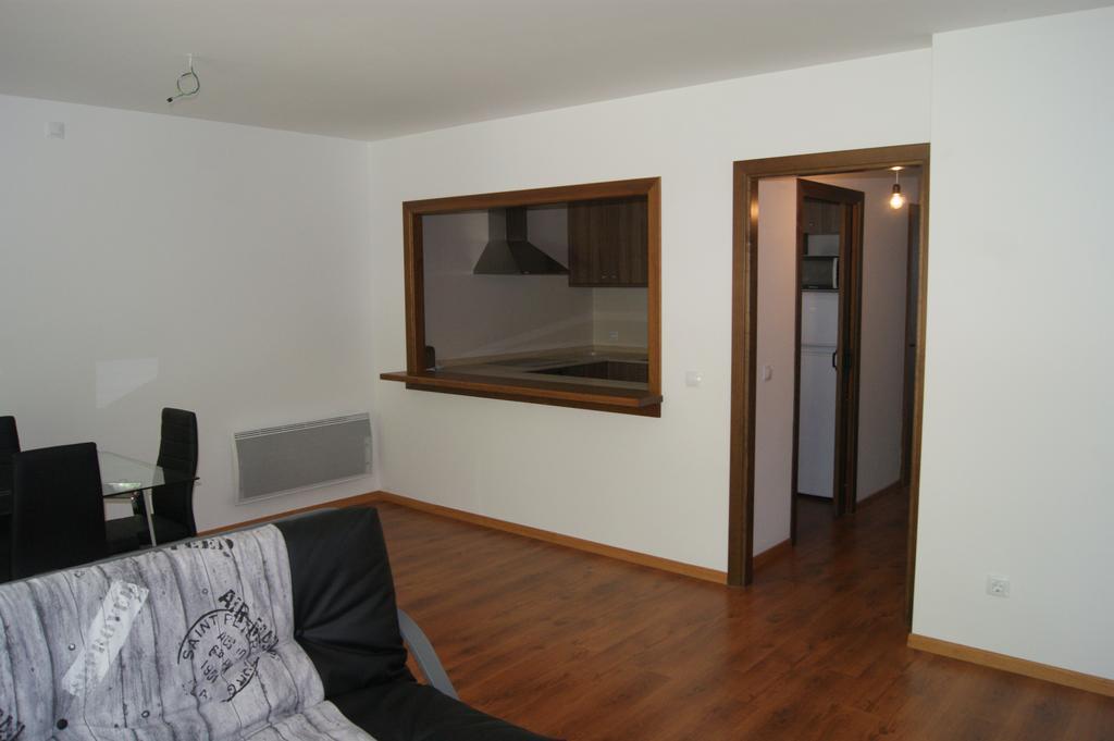 Apartaments Els Esquiadors Llorts Kültér fotó